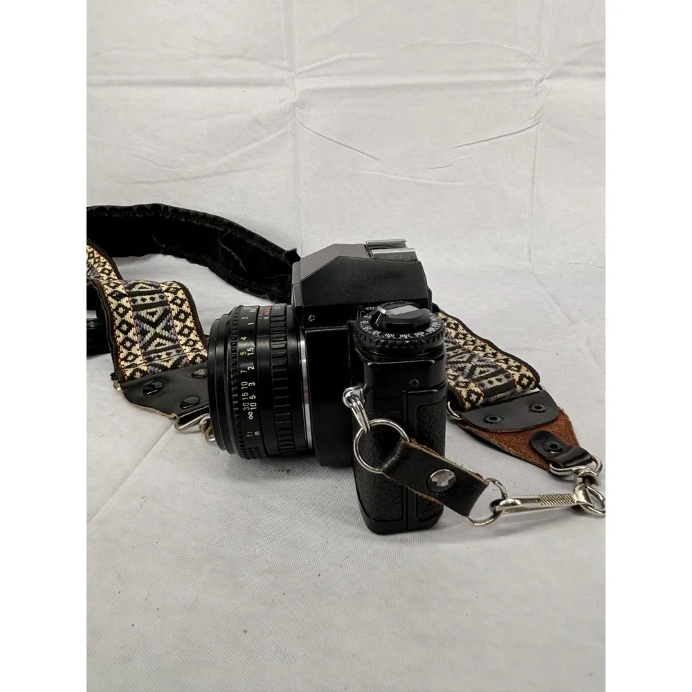 KS Sears Super II SR2000 35mm SLR Auto Film Camera Aztec Strap 50mm f/2.0 VTG